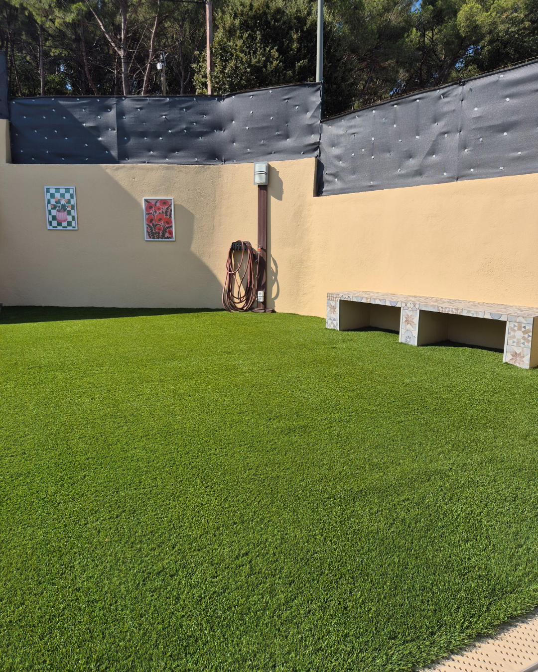 Créateur de mur végétal extérieur artificiel Hyères près de La Crau 83400